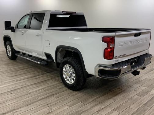 Summit White 2024 Chevrolet Silverado 3500 LT