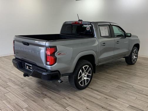 Sterling Gray Metallic 2024 Chevrolet Colorado Z71
