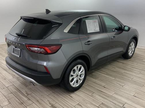 Carbonized Gray Metallic 2024 Ford Escape Active