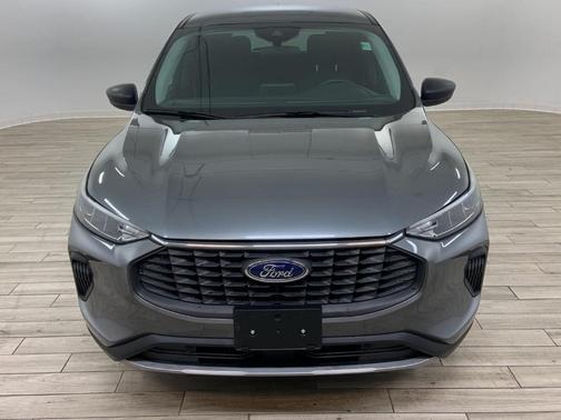 Carbonized Gray Metallic 2024 Ford Escape Active