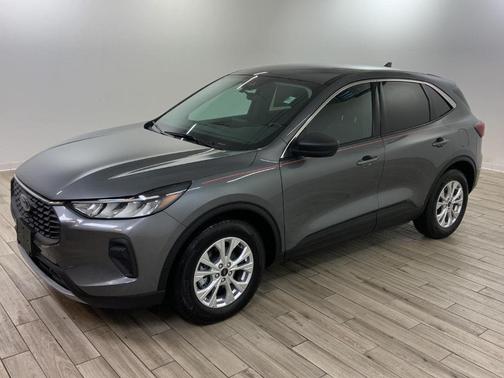 Carbonized Gray Metallic 2024 Ford Escape Active