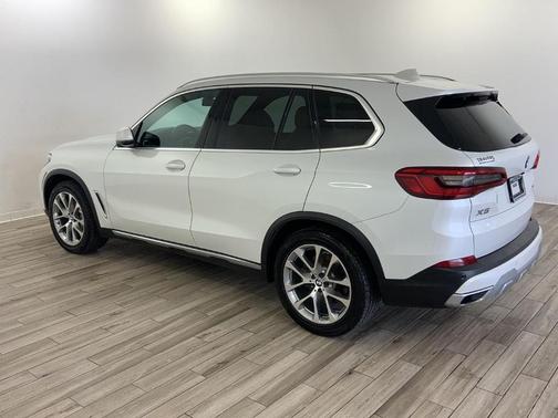 Mineral White Metallic 2020 BMW X5 xDrive40i