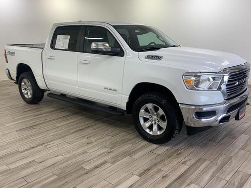 Bright White Clearcoat 2023 RAM 1500 Laramie