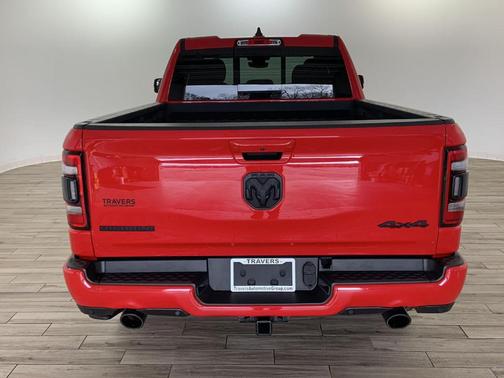 Flame Red Clearcoat 2021 RAM 1500 Big Horn