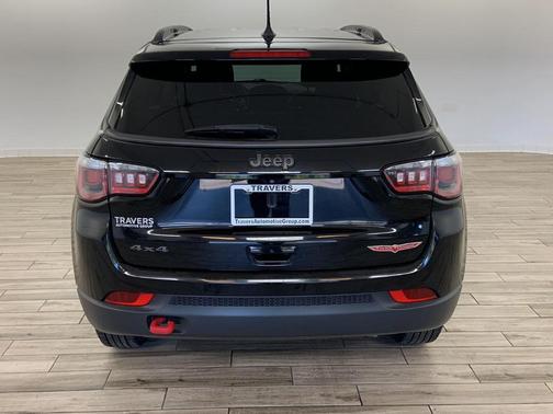 Diamond Black 2020 Jeep Compass Trailhawk