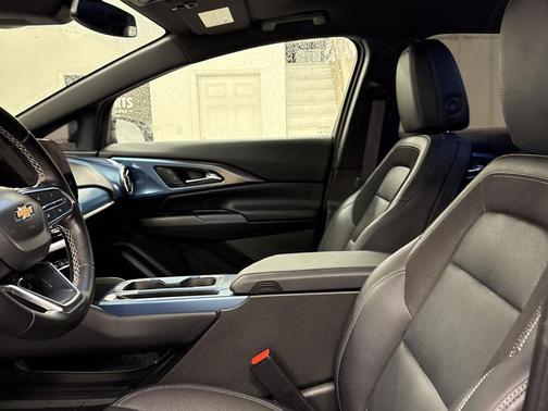 2024 Chevrolet Equinox EV 2LT