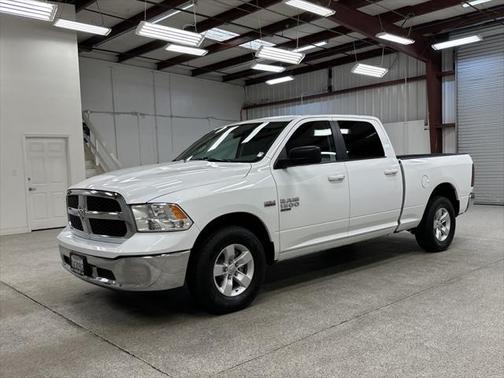 2019 RAM 1500 SLT