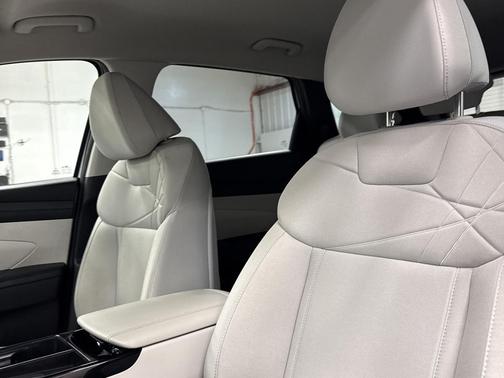 2025 Hyundai TUCSON Plug-In Hybrid SEL