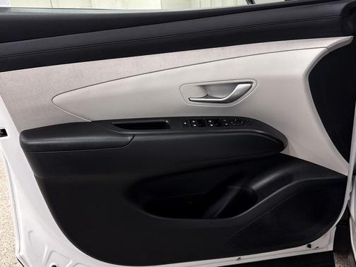 2025 Hyundai TUCSON Plug-In Hybrid SEL