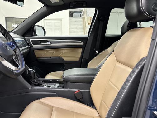 2022 Volkswagen Atlas Cross Sport 3.6L V6 SE w/Technology