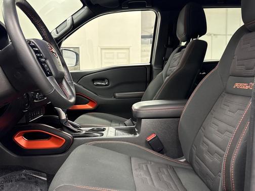 2023 Nissan Frontier PRO-X