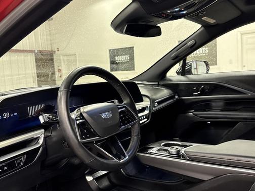 2024 Cadillac LYRIQ Luxury