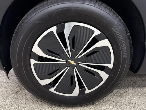 2024 Chevrolet Blazer EV eAWD LT