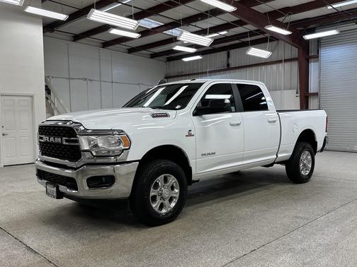 2022 RAM 2500 Big Horn Crew Cab 4x4 6'4' Box