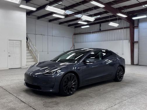 2023 Tesla Model 3 Performance