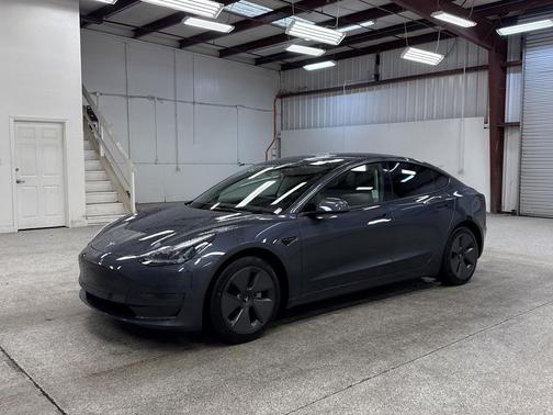 2023 Tesla Model 3 Standard Range