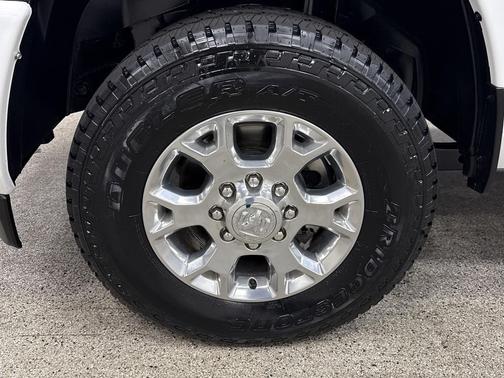 2024 RAM 2500 Laramie Crew Cab 4x4 6'4' Box