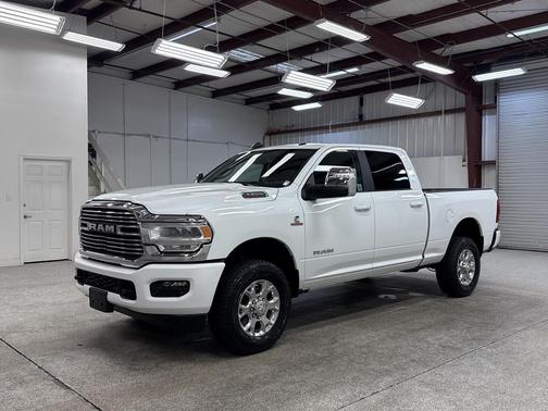 2024 RAM 2500 Laramie Crew Cab 4x4 6'4' Box