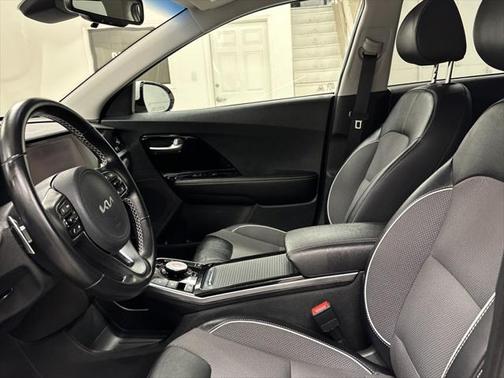 2022 Kia Niro EV EX