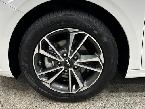 2022 Kia Forte LXS