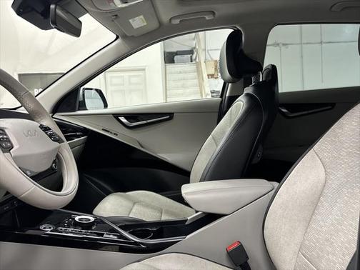 2023 Kia Niro EV Wave