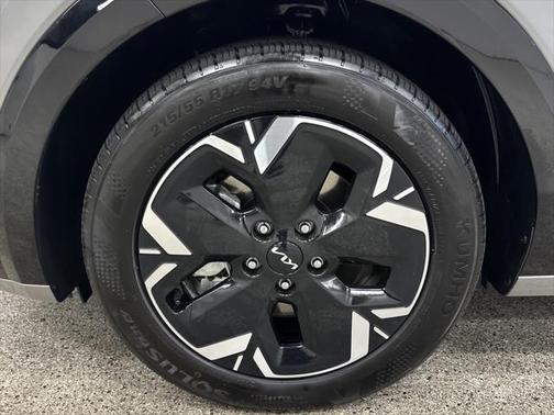2023 Kia Niro EV Wave