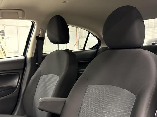 2024 Mitsubishi Mirage G4 LE