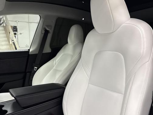 2023 Tesla Model Y Performance Dual Motor All-Wheel Drive