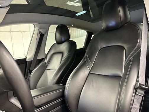 2024 Tesla Model Y Long Range Dual Motor All-Wheel Drive