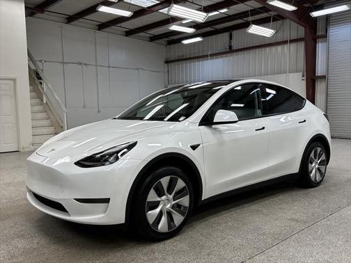 2024 Tesla Model Y RWD
