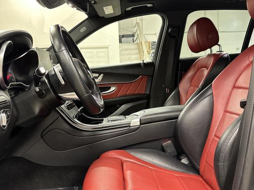 2022 Mercedes-Benz GLC 300 Base