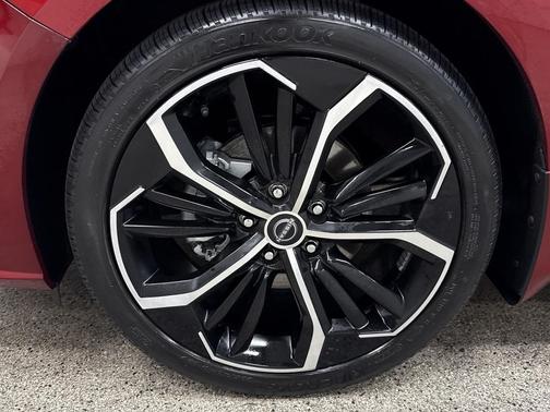 2023 Nissan Altima SR FWD