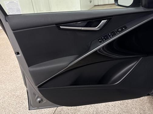 2023 Kia Niro Plug-In Hybrid EX