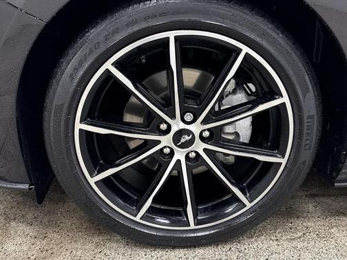 2022 Ford Mustang EcoBoost