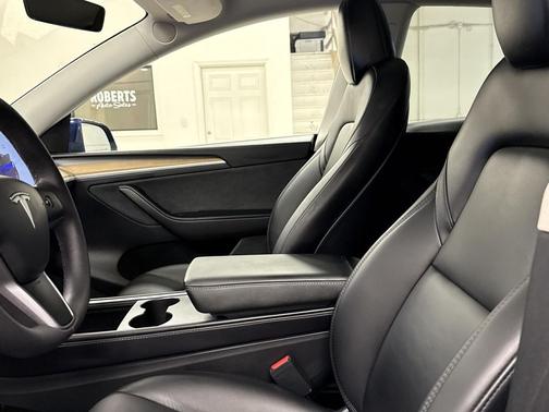 2024 Tesla Model Y Long Range Dual Motor All-Wheel Drive