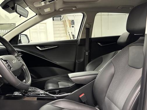 2023 Kia Niro Touring