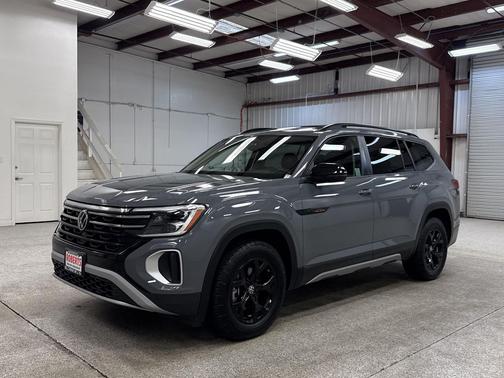 2024 Volkswagen Atlas 2.0T SEL