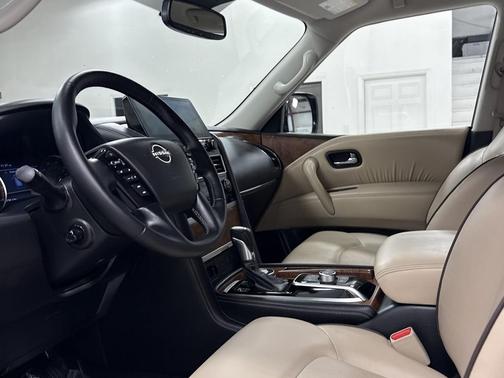 2024 Nissan Armada SL 2WD