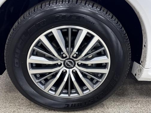 2024 Nissan Armada SL 2WD