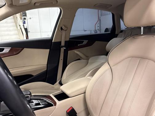 2021 Audi A4 40 Premium Plus