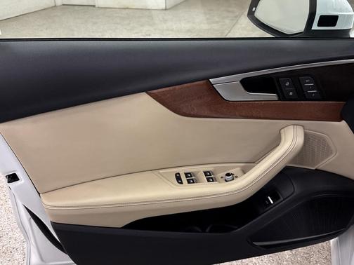 2021 Audi A4 40 Premium Plus