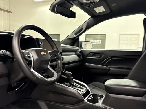 2025 Chevrolet Colorado WT