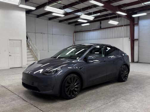 2023 Tesla Model Y Performance Dual Motor All-Wheel Drive