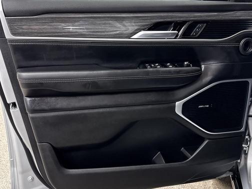 2022 Jeep Wagoneer Series II 4x4