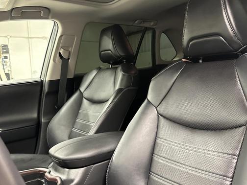 2021 Toyota RAV4 Hybrid Limited