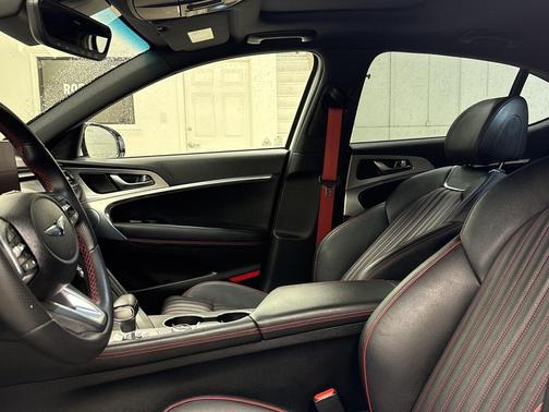 2023 Genesis G70 2.0T AWD