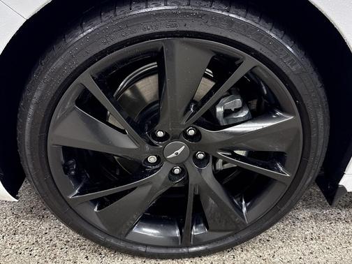 2023 Genesis G70 2.0T AWD