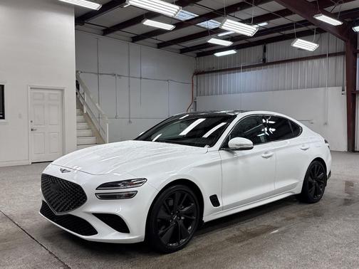 2023 Genesis G70 2.0T AWD