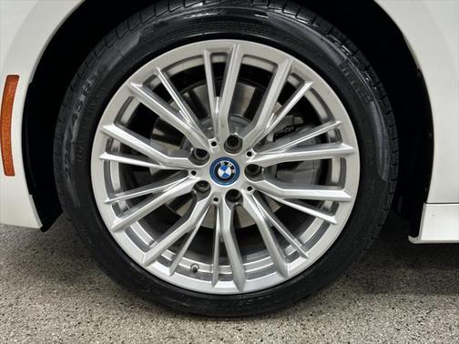 2023 BMW 330e Base