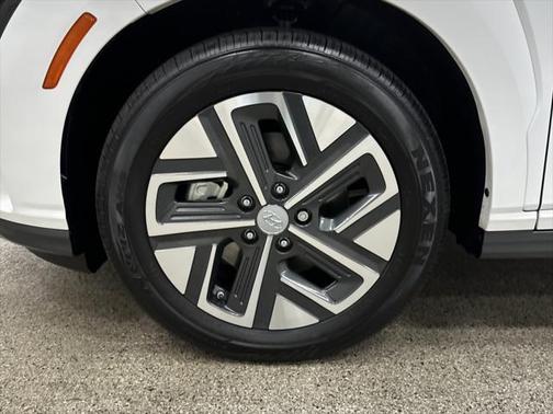 2023 Hyundai KONA EV SE